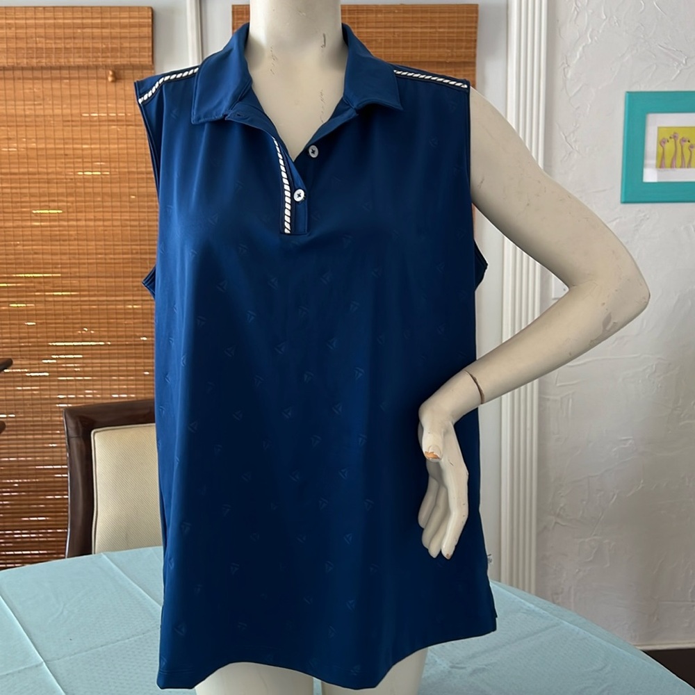 Sleeveless Top. Size. XL